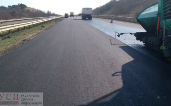 Водителей просят быть предельно внимательными в связи с ремонтом трассы “Одесса-Киев” «фото»