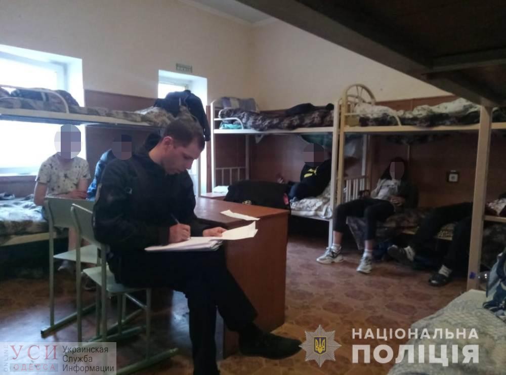 В Черноморске ученик лицея на “Юморину” решил пошутить и сообщил полиции о бомбе в учебном заведении «фото»