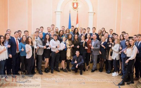 Протеже одесских политиков проведут субботник в Горсаду, – а Летний театр умышленно проигнорируют «фото»