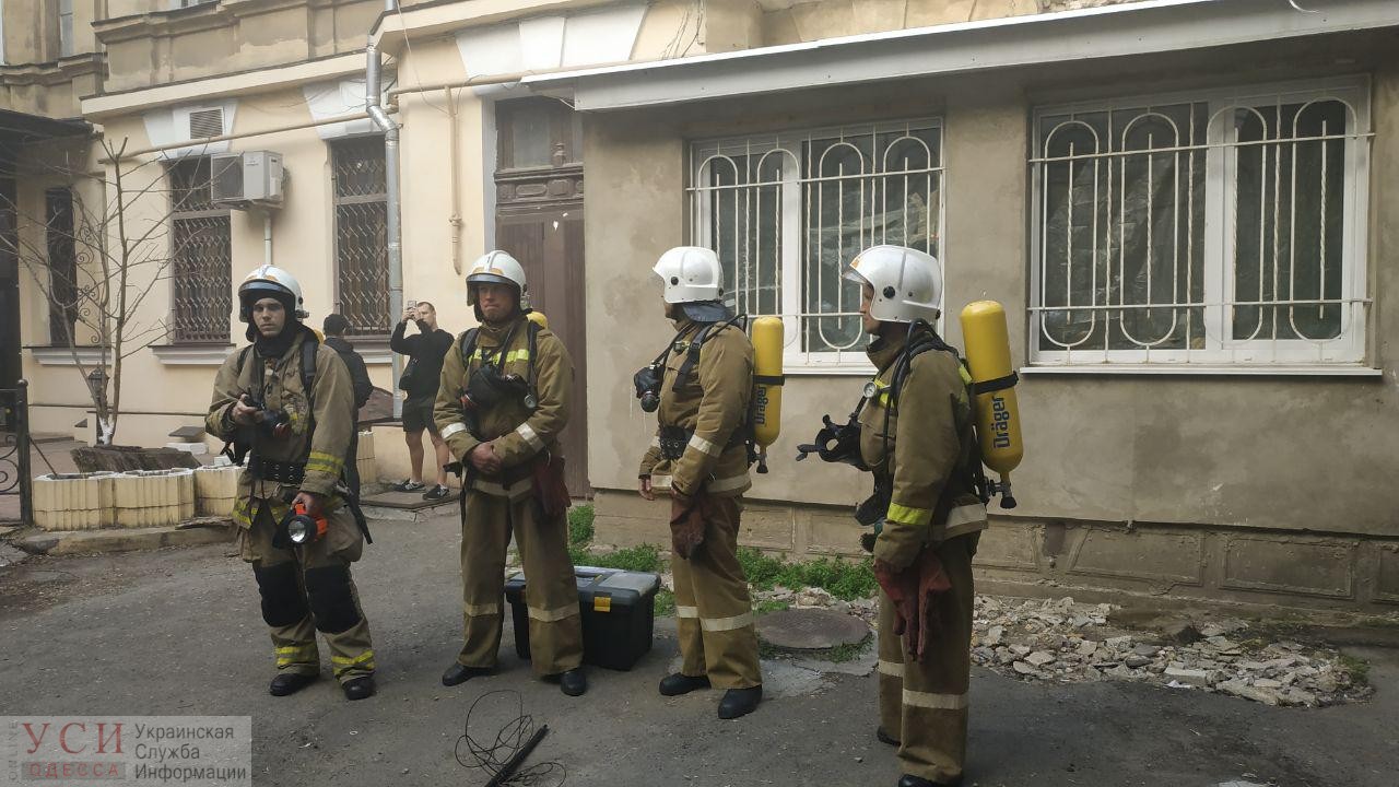 Пожар в подвале на Тираспольской: погибли двое бездомных (фото) usionline.com Пожар в подвале на Тираспольской: погибли двое бездомных (фото) «фото»