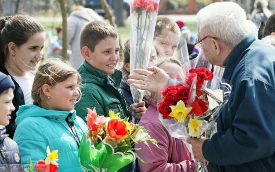 Четвероклашки из 45-й и 130-йй школ отметили день освобождения Одессы от немецко-фашистких захватчиков (фото) «фото»