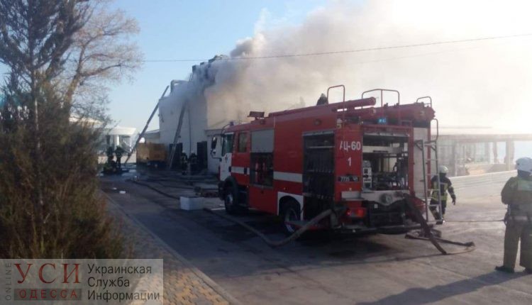 Пострадавшая при пожаре сотрудница одесского ресторана погибла в больнице «фото»