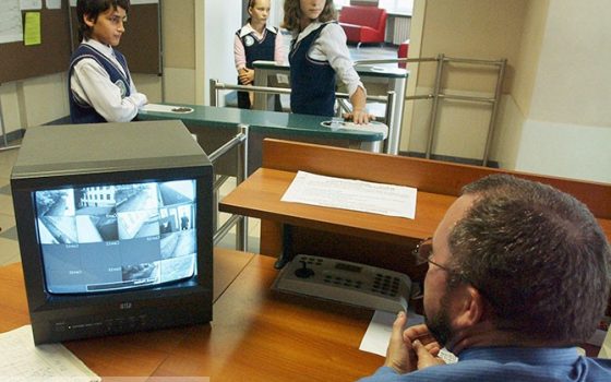 В Одессе все школы оборудуют системами видеонаблюдения «фото»