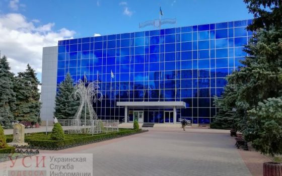 В Черноморске на капитальный ремонт спортивной школы из бюджета выделили почти 6 миллионов гривен usionline.com В Черноморске на капитальный ремонт спортивной школы из бюджета выделили почти 6 миллионов гривен «фото»