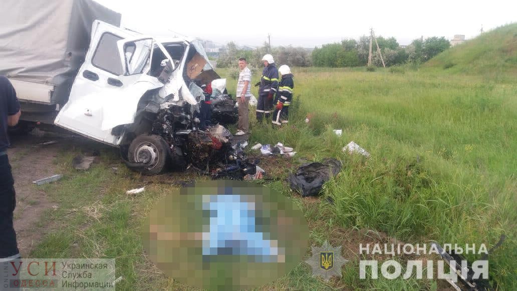 Смертельное ДТП в Одесской области: в столкновении двух автомобилей погибло 4 человека (фото) «фото»