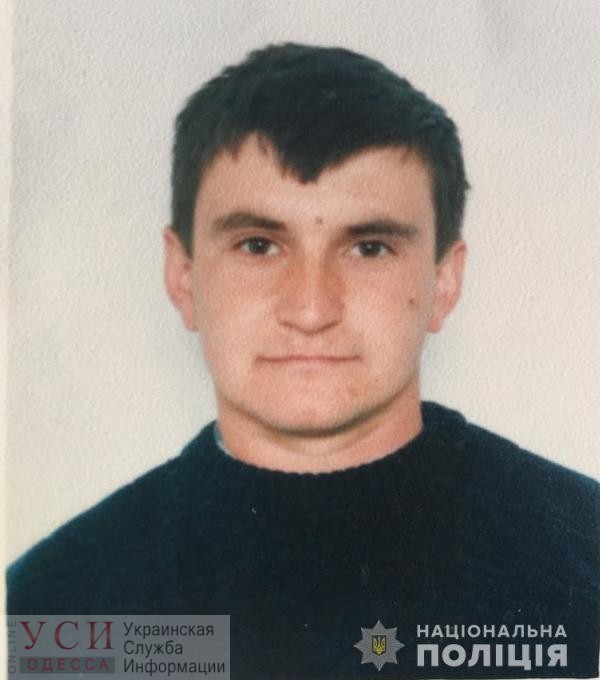 Одесские правоохранители просят помочь найти подозреваемого, который стрелял по полицейским (фото) «фото»