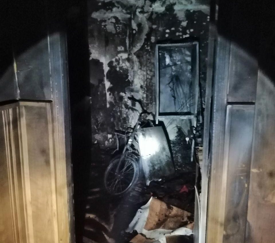 На Балковской горела высотка, пострадал хозяин загоревшейся квартиры (фото) «фото»