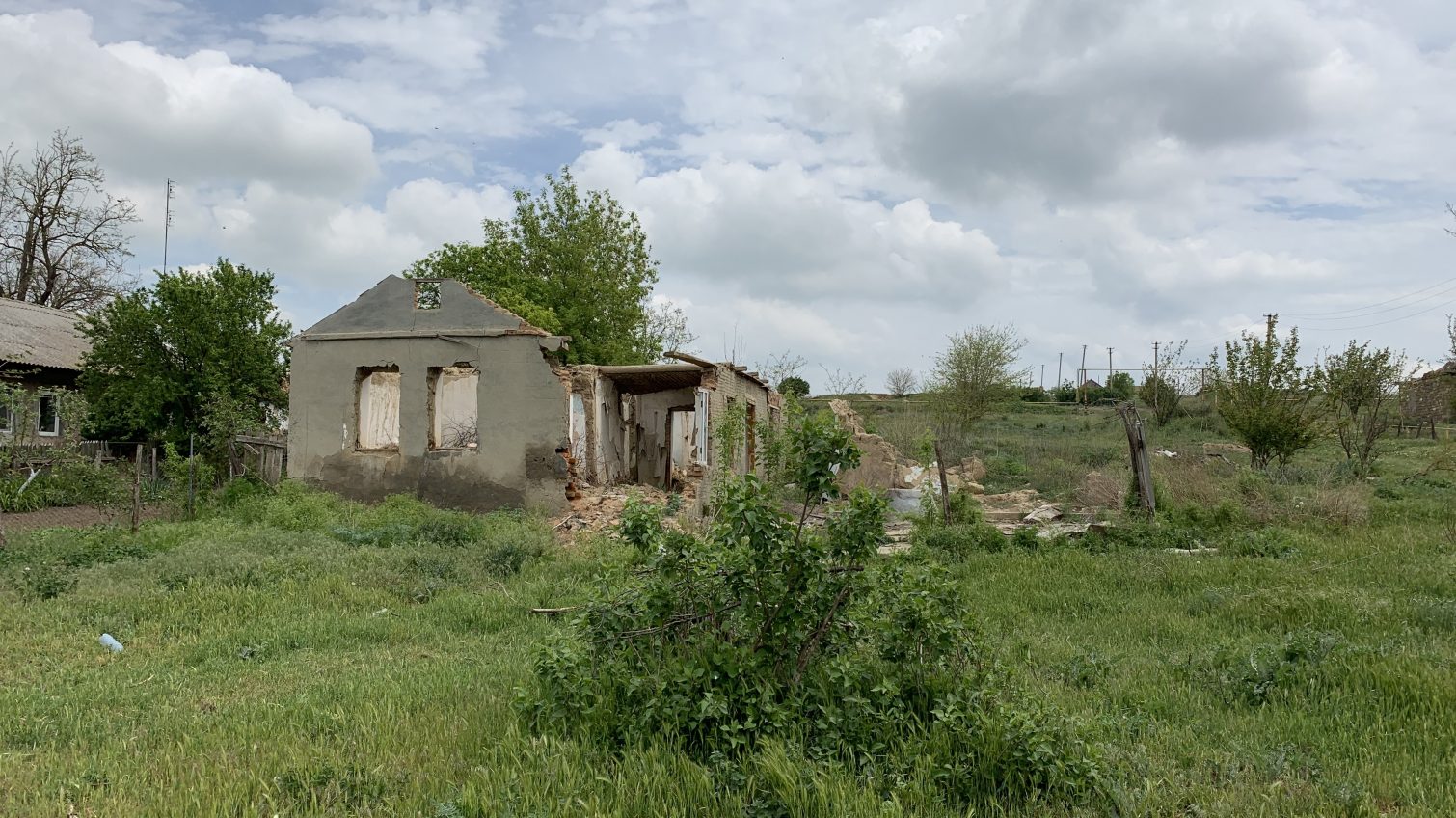 Трагедия в Лощиновке три года спустя: изгнанные ромы до сих пор боятся возвращаться в свои дома (фото) «фото»