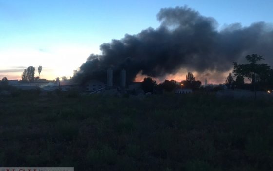 В Одессе сильный пожар: клубы черного дыма видны из разных точек города (фото, видео) ОБНОВЛЕНО «фото»