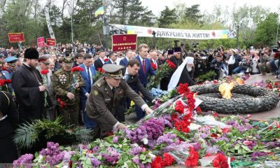 День Победы в Одессе: возложение цветов к вечному огню (фото, видео) «фото»