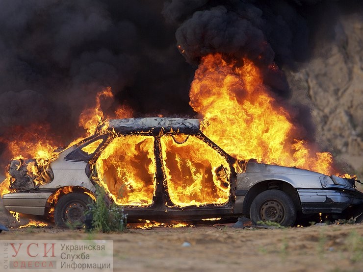 В ДТП в Подольске сгорели два авто и серьезно пострадала девушка «фото»