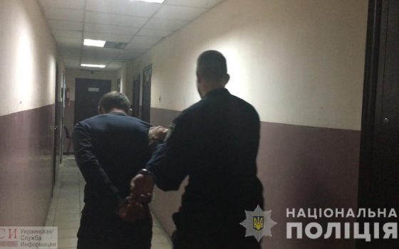Били и душили: на поселке Котовского на одесситку ночью напали грабители (фото) «фото»