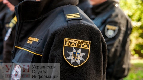 Одесских “муниципалов” оденут на 3 миллиона гривен «фото»