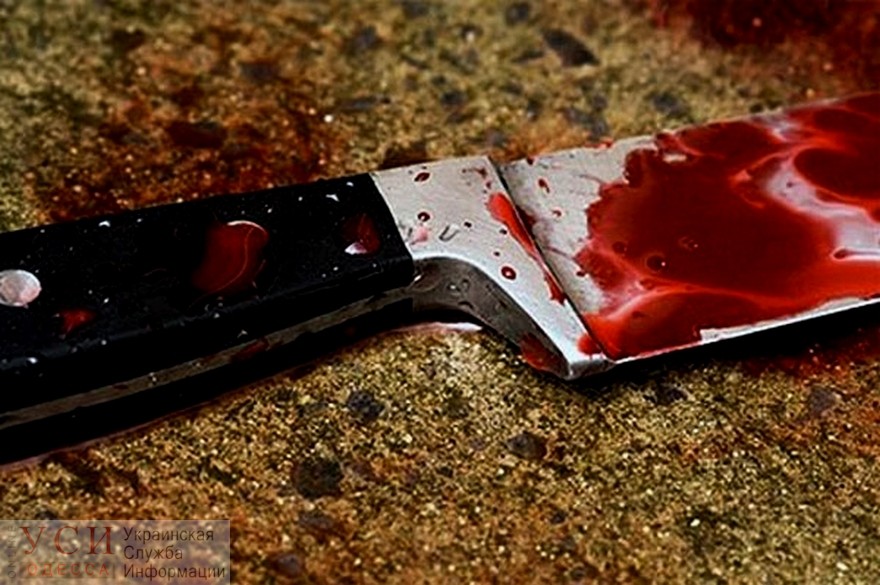 В Одессе женщина зарезала мужа ножом, за то, что он не хотел впускать ее в квартиру «фото»