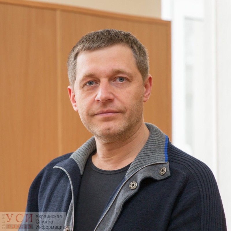 Главврач областного физдиспансера, которого на сессии Одесского облсовета решили уволить за поборы, “сбежал” на больничный «фото»