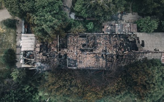 Смертельный пожар в психбольнице, “Зеленое” море и поиски 12-летней Даши: итоги уходящей недели «фото»