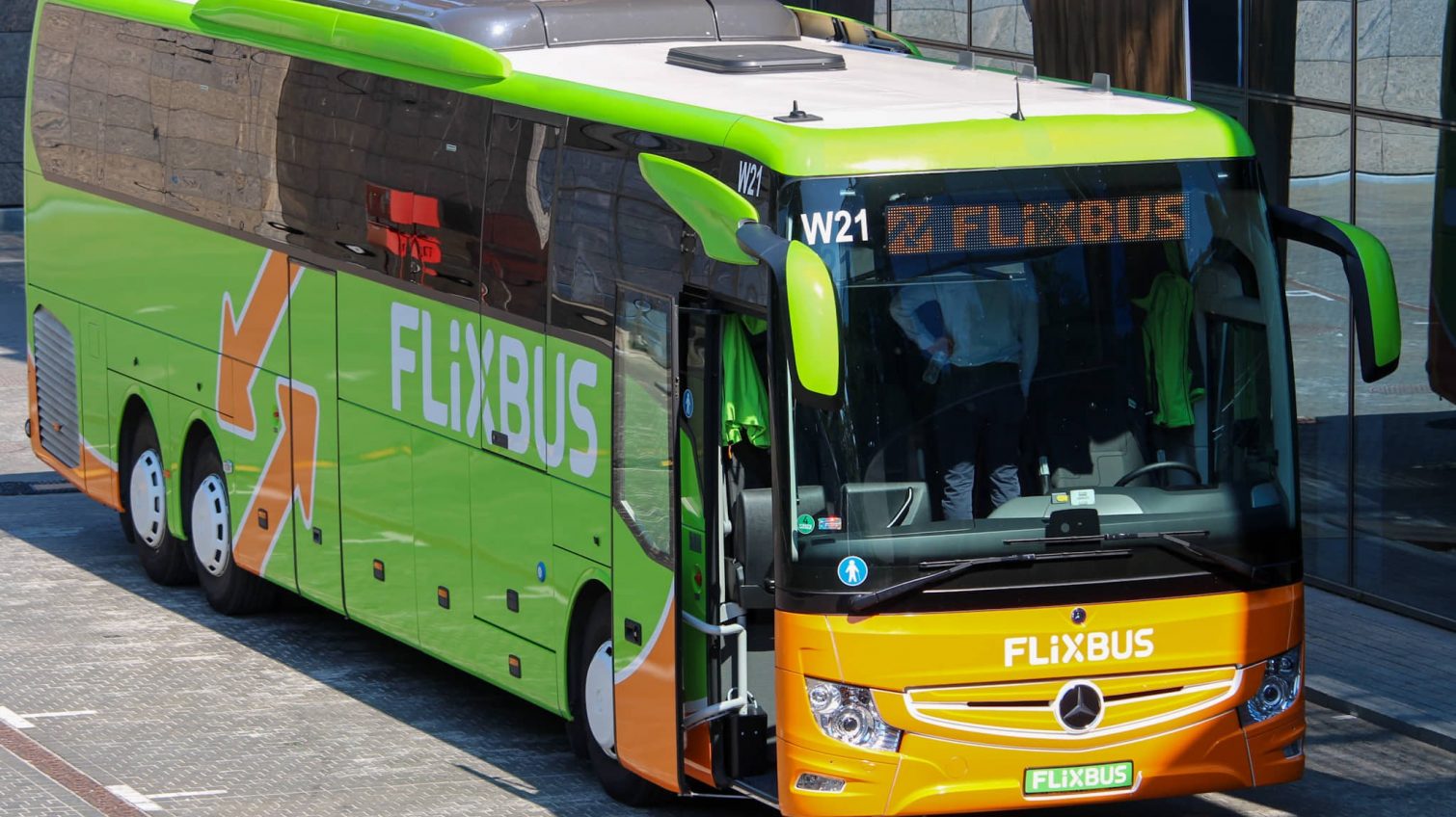Из Одессы в Европу будут ездить автобусы бюджетного перевозчика FlixBus: цены стартует от 5 евро «фото»