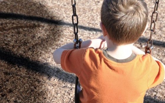 В Одессе 5-летний мальчик сбежал от няни на самокате, его нашла полиция «фото»