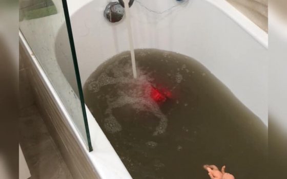 В Арцизе снова проблемы с водой: у жителей города из кранов течет грязь (фото) «фото»