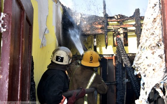 Под Одессой сгорел многоквартирный дом (фото) «фото»