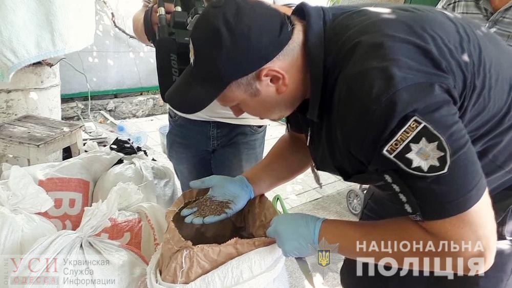 Рекорд: у банды в Одесской области изъяли 7,5 тонн маковой соломки стоимостью почти 10 миллионов гривен «фото»