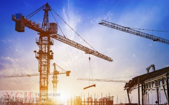 “Подводные камни” разрешения “Камертону” строить в Аркадии: застройщик 4 раза менял судей «фото»