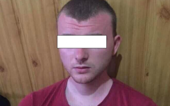 Волонтеры опубликовали фото подозреваемого в убийстве Даши: отделение полиции оцепили во избежание самосуда (фото, видео) «фото»