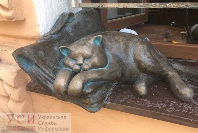Найди кота: в Одессе мобильное приложение по котоскульптурам обретает популярность у туристов (фото) «фото»
