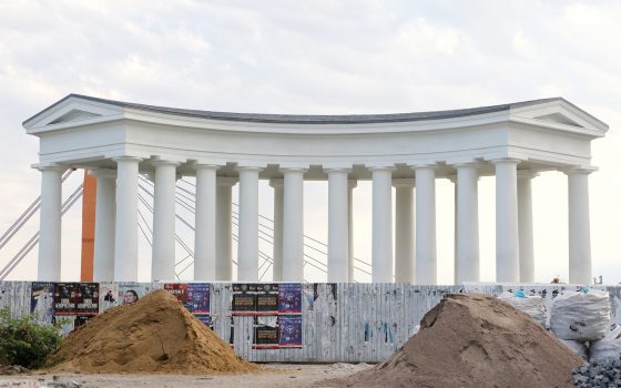 С Воронцовской колоннады сняли строительные леса (фото) «фото»