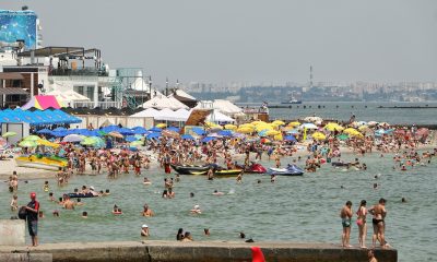 Понедельник – выходной: как одесситы и гости города отдыхали на море (фоторепортаж) usionline.com Понедельник – выходной: как одесситы и гости города отдыхали на море (фоторепортаж) «фото»