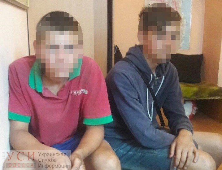 После недели поисков двух подростков из Измаила нашли на одесском “Привозе” «фото»