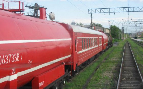 Пожарный поезд “Одесской железной дороги” помог потушить масштабный пожар на предприятии в городе Знаменка usionline.com Пожарный поезд “Одесской железной дороги” помог потушить масштабный пожар на предприятии в городе Знаменка «фото»