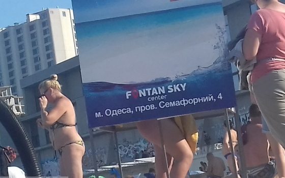 “Для тех, кому нечего скрывать” : на одесских пляжах появились пикантные кабинки для переодевания (фото) «фото»