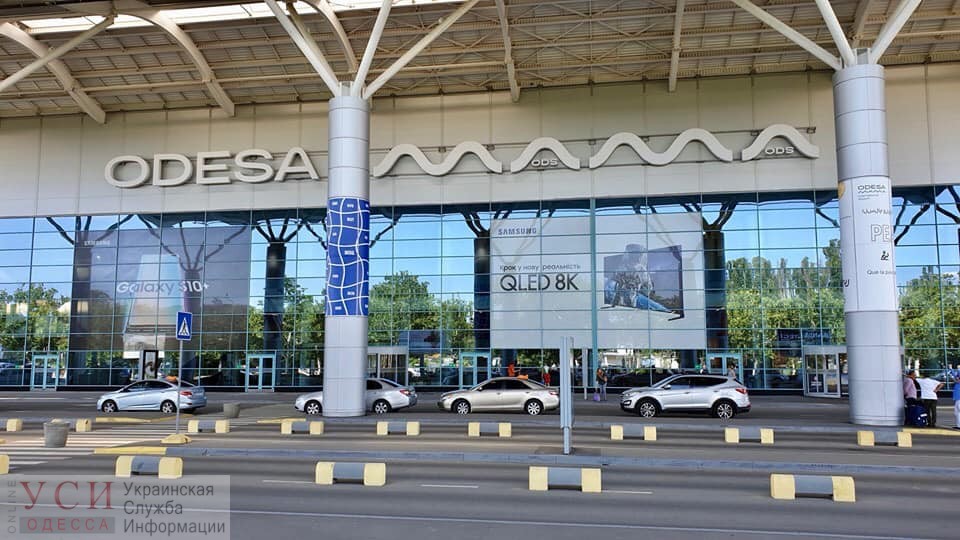 В Одесском аэропорту закончили строительство новой взлетки: она начнет принимать самолеты в конце года «фото»