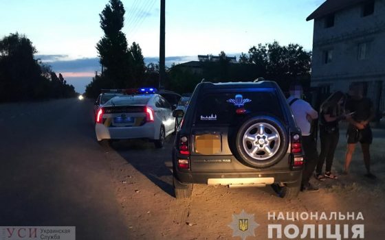 Экшн по-одесски: в Затоке пьяного и вооруженного водителя задерживали тремя экипажами «фото»