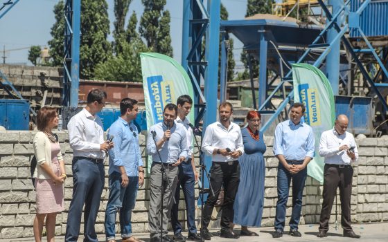 Десант киевской “Зе команды” в Одессу: сторонники Зеленского побывали на передовом цементном заводе, заглянули на ТИС и пообщались с молодыми бизнесменами (фото) «фото»