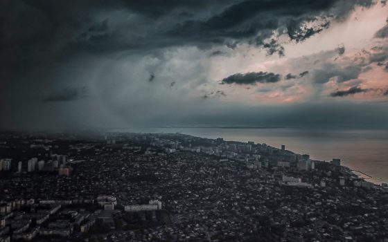 В среду одесситам обещают грозу «фото»