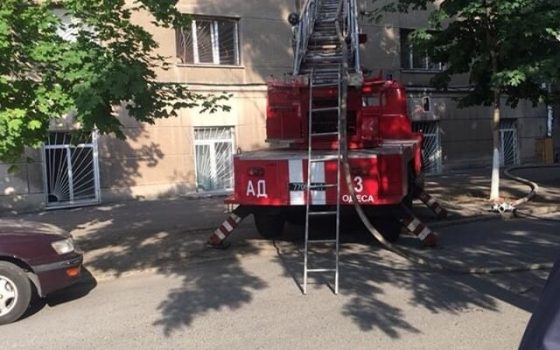 На Пишоновской пожар в общежитии Медина usionline.com На Пишоновской пожар в общежитии Медина «фото»
