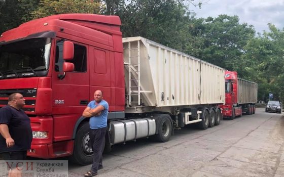 В Килие остановили фуры с перегрузом почти в два раза (фото) usionline.com В Килие остановили фуры с перегрузом почти в два раза (фото) «фото»