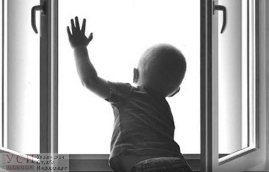 На Говорова маленький ребенок выпал из окна и разбился (видео) ОБНОВЛЯЕТСЯ «фото»