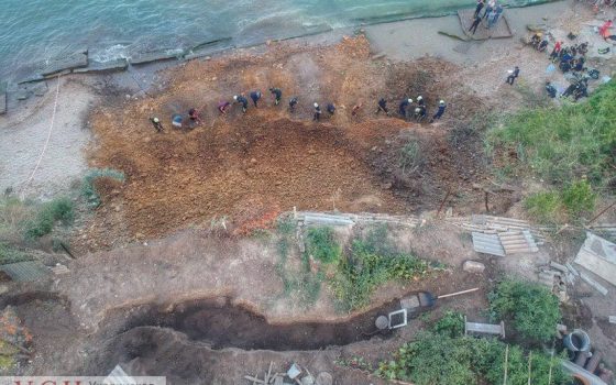 Под оползнем на пляже в Одессе никого не нашли «фото»