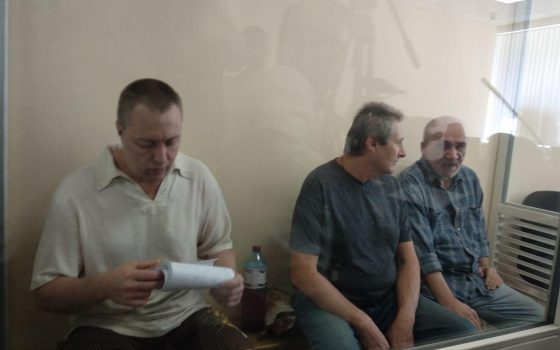 Приморский суд оставил под стражей подозреваемых в организации серии взрывов в Одессе в 2014-2015 годах (фото) usionline.com Приморский суд оставил под стражей подозреваемых в организации серии взрывов в Одессе в 2014-2015 годах (фото) «фото»