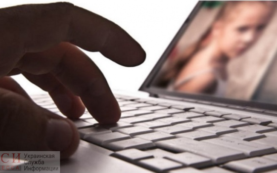 Гражданина Молдовы, живущего под Одессой, задержали по подозрению в растлении и съемке порнофильмов с участием детей (фото) «фото»