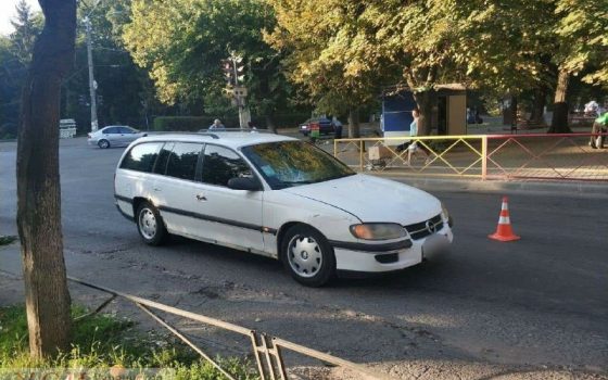 Пошла на красный: на Космонавтов одесситку сбила иномарка «фото»