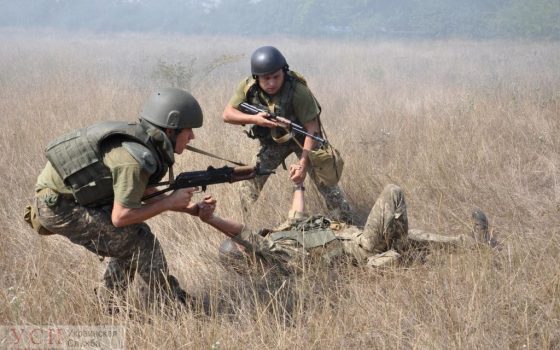 На полигоне Одесской области продолжаются тренировки военнослужащих-связистов (фото) «фото»
