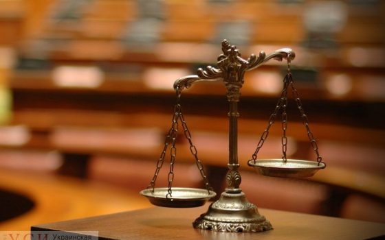 Суд в Одесской области по “закону Савченко” отпустил в зале суда некрофила, который 4 дня насиловал труп девушки на пляже usionline.com Суд в Одесской области по “закону Савченко” отпустил в зале суда некрофила, который 4 дня насиловал труп девушки на пляже «фото»