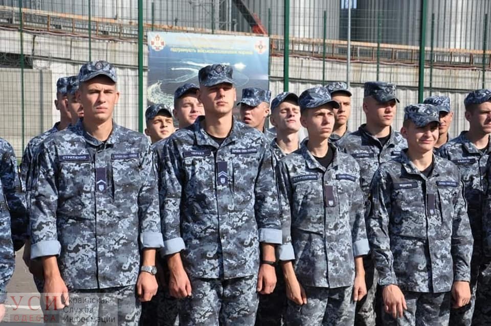 Курсанты одесского Института ВМСУ вышли в учебный поход, во время которого пройдут Босфор и Дарданеллы «фото»