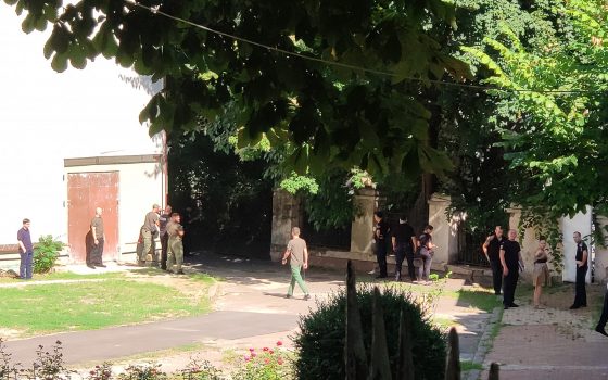 Одесский горсовет “заминировали” второй раз за день (фото) «фото»