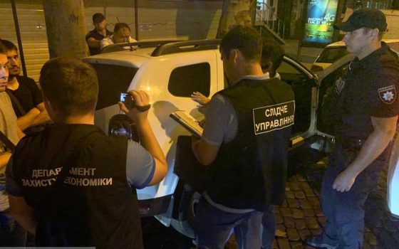 В Одессе задержали чиновников “Укрзализници”: они вымогали у фермера 200 тысяч гривен за запуск построенной им колеи «фото»