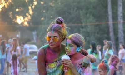 “ColorFest” в Дюковском: краски, улыбки, музыка и пожарные (фото, видео) «фото»